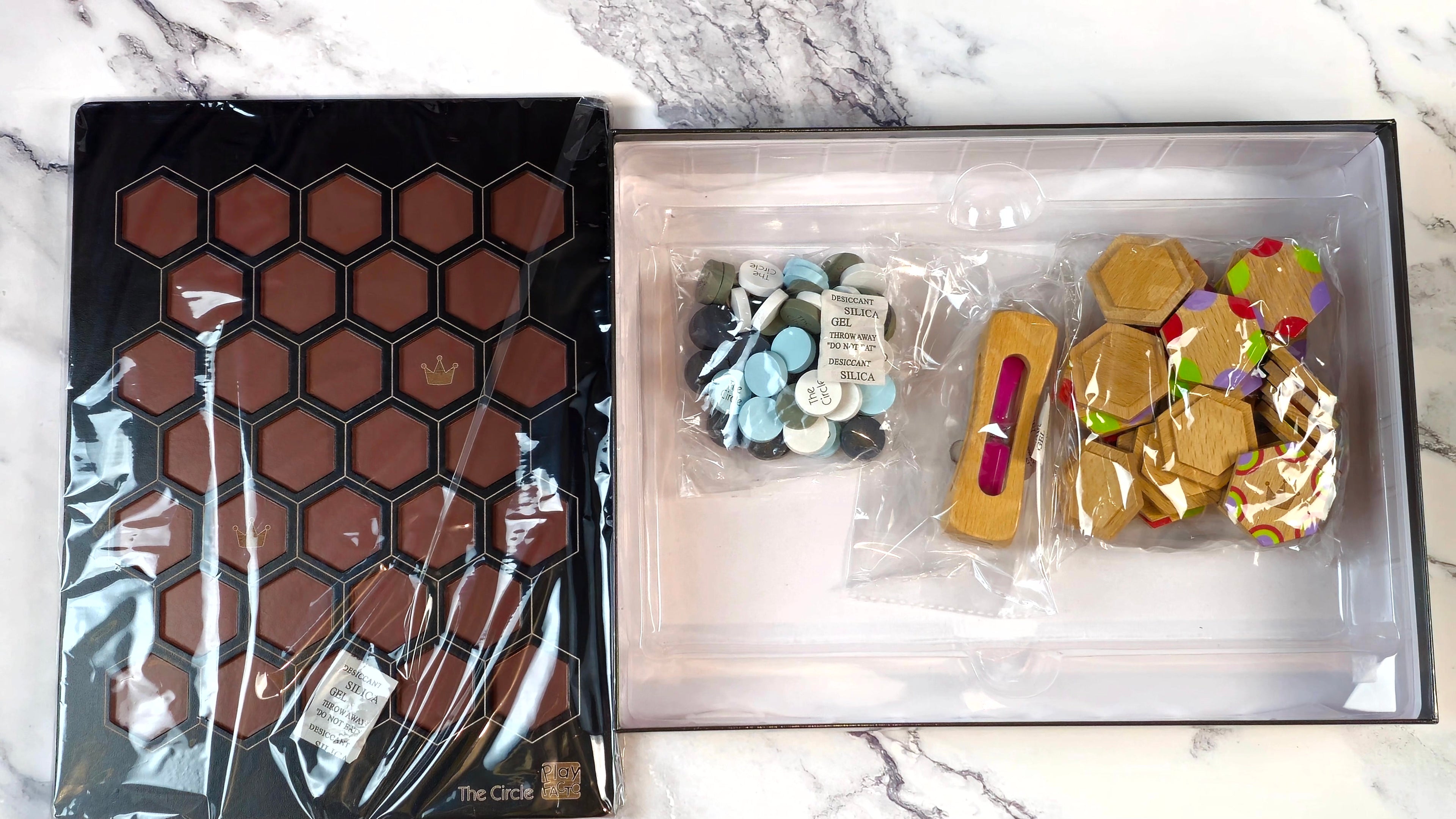 The Circle Hexagon Strategy Game for Kids & Adults Ages 5+ | PlayFACTO