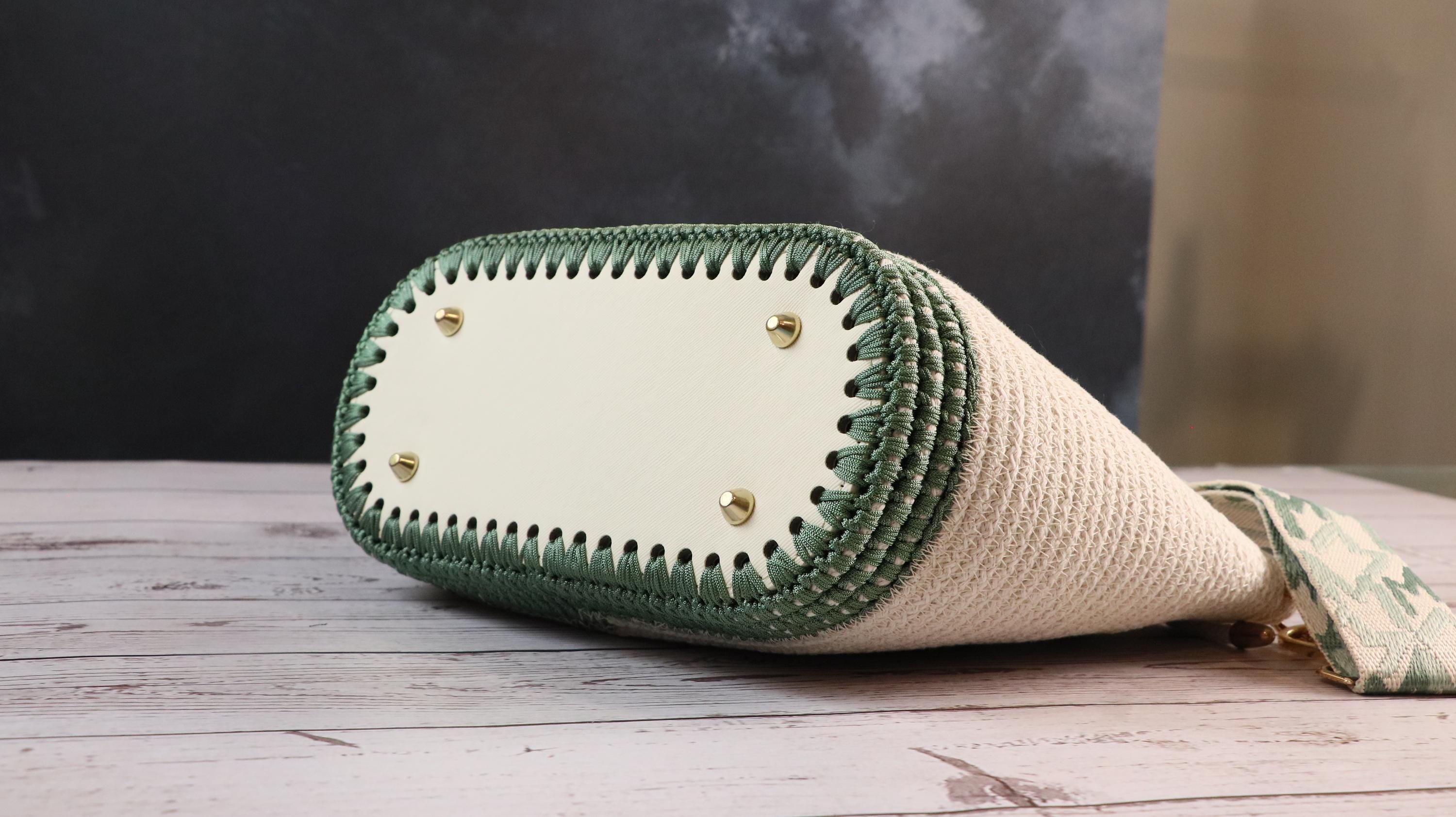 Cream and Green Handbag with Lining