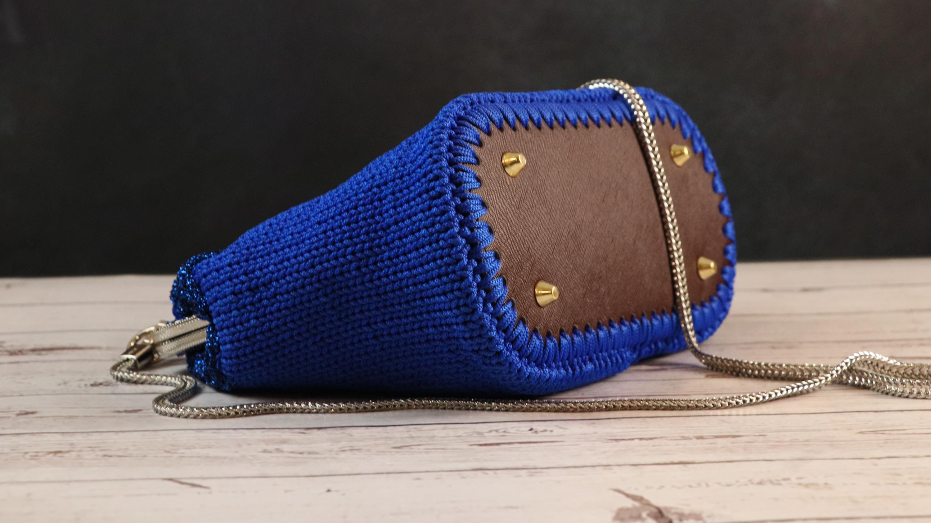 Elegant Knitted Purse for Women