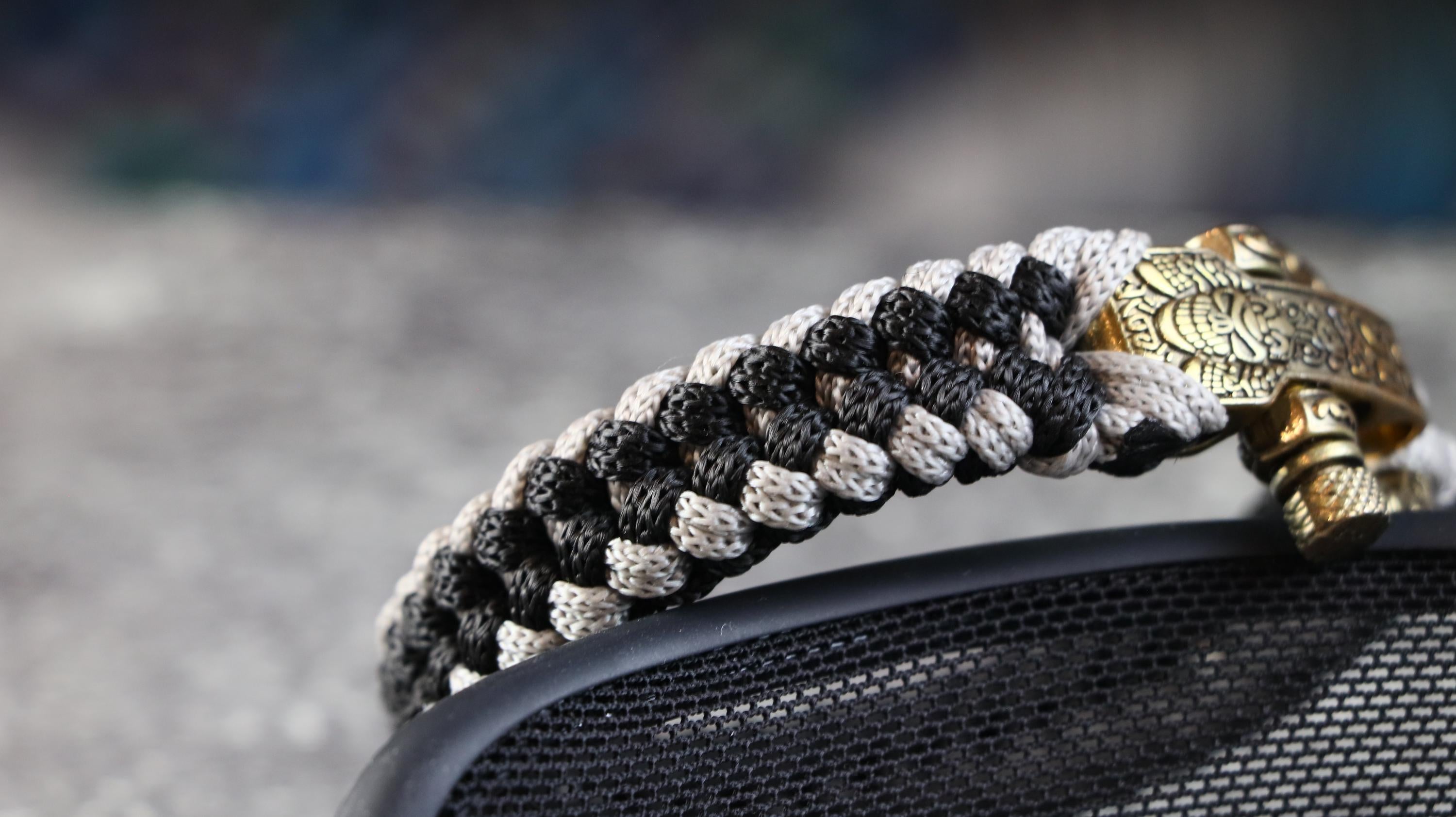 Handmade Gray & Black Pattern Men’s Macrame Bracelet