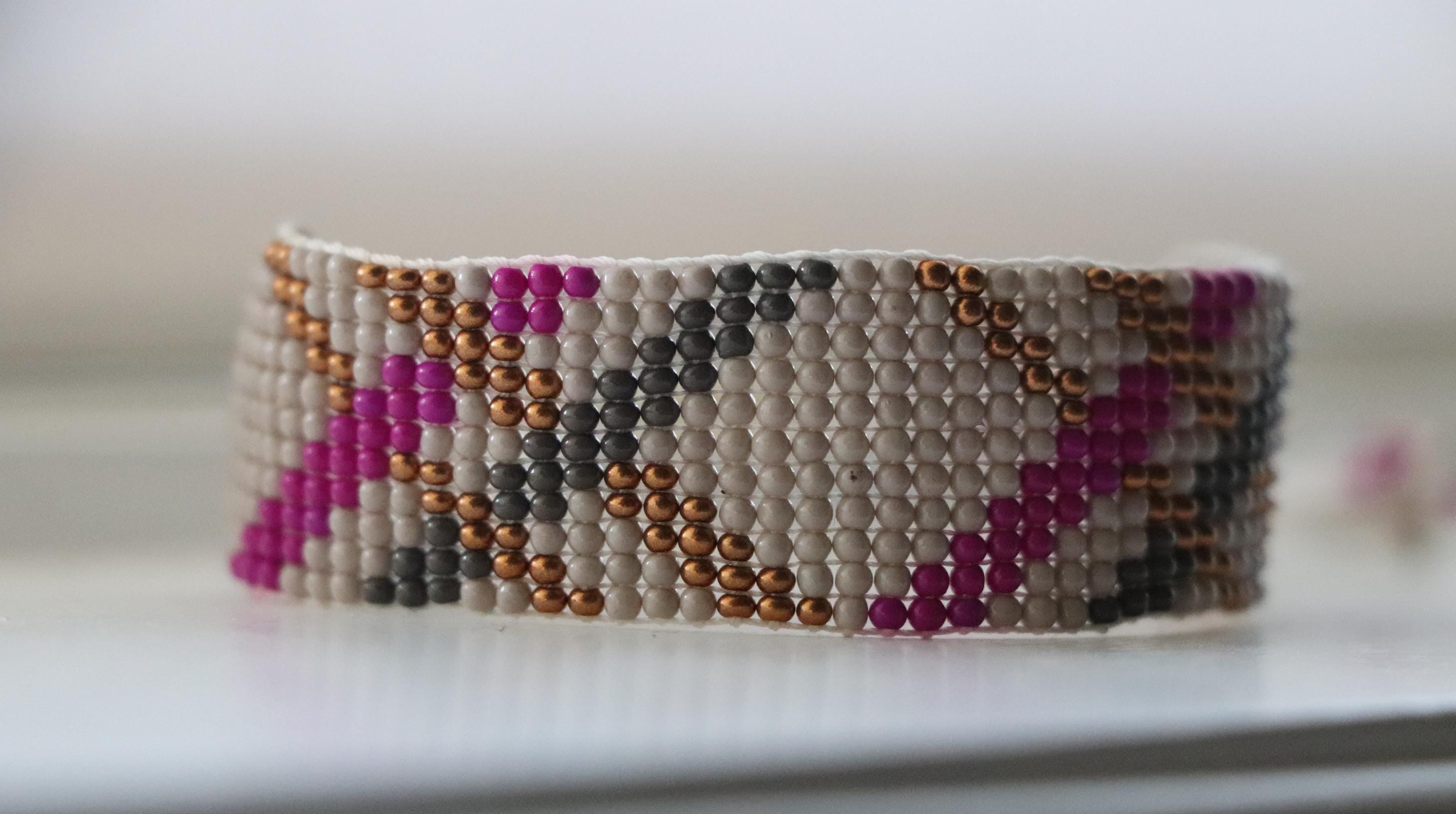 Light Gray Striped Pattern Bracelet
