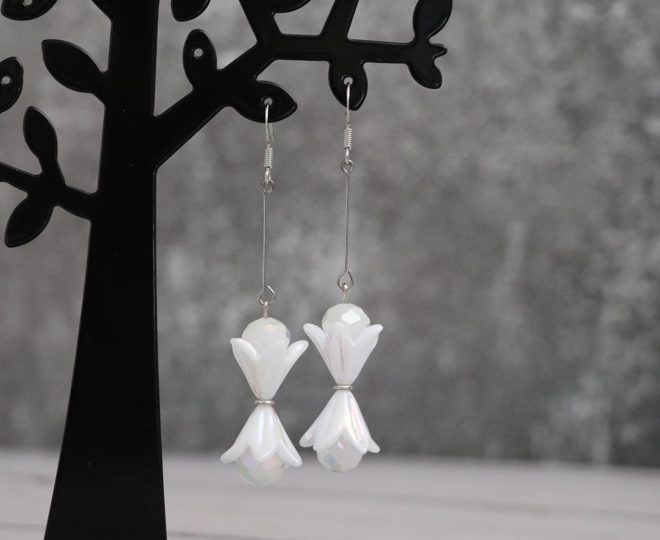 White Flower Dangle Earrings with Crystal Beads