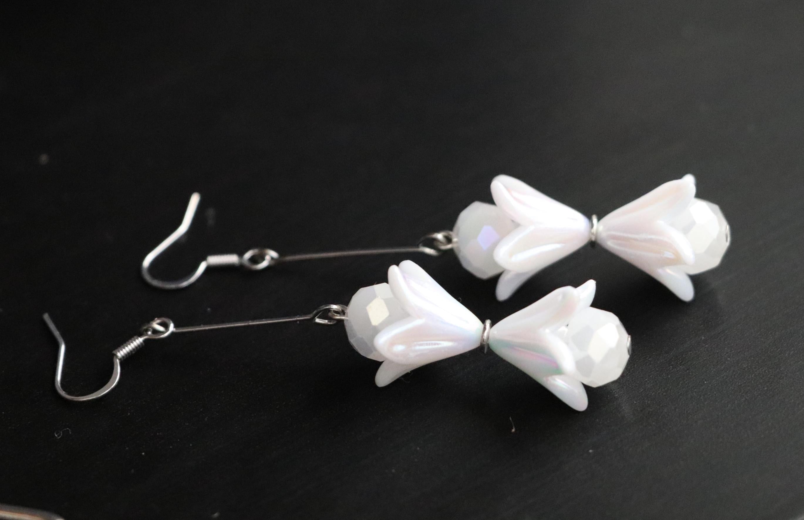 White Flower Dangle Earrings with Crystal Beads