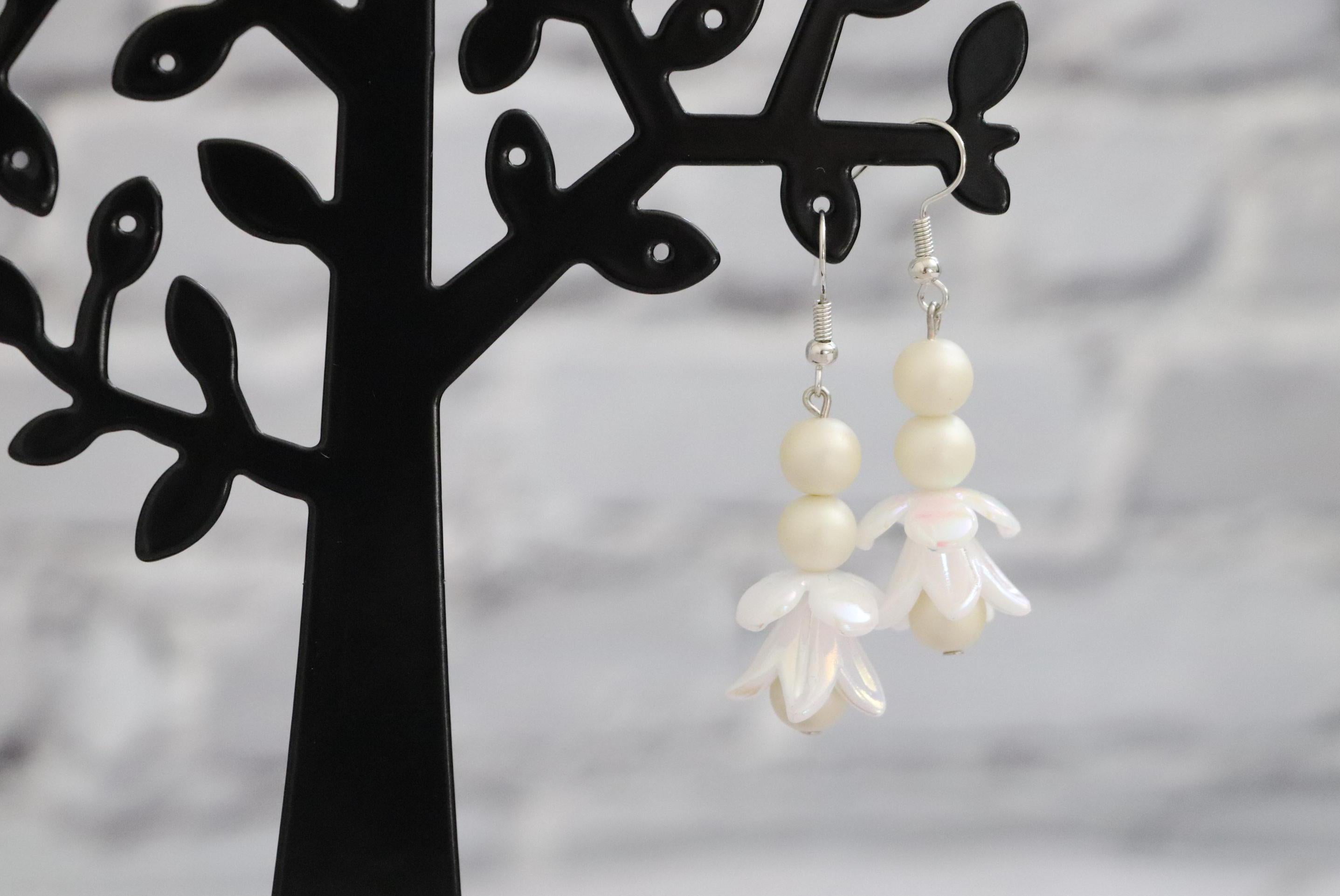 White flower earrings